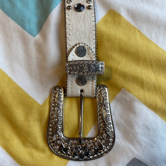 Belt - Picture 3 of 4